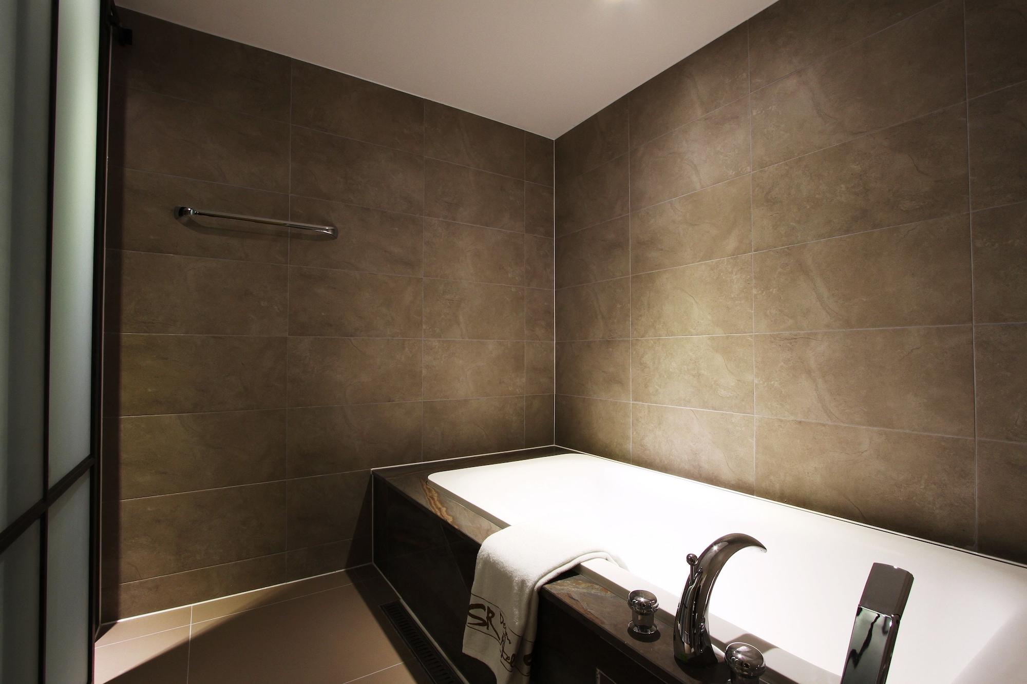 Sr Design Hotel Йонгин Экстерьер фото