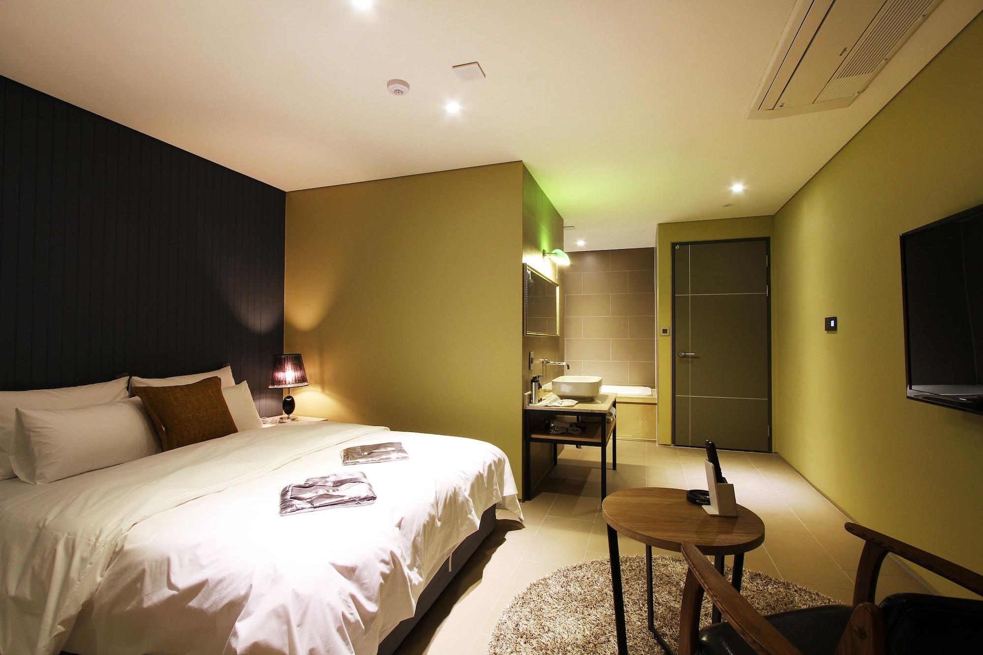 Sr Design Hotel Йонгин Экстерьер фото