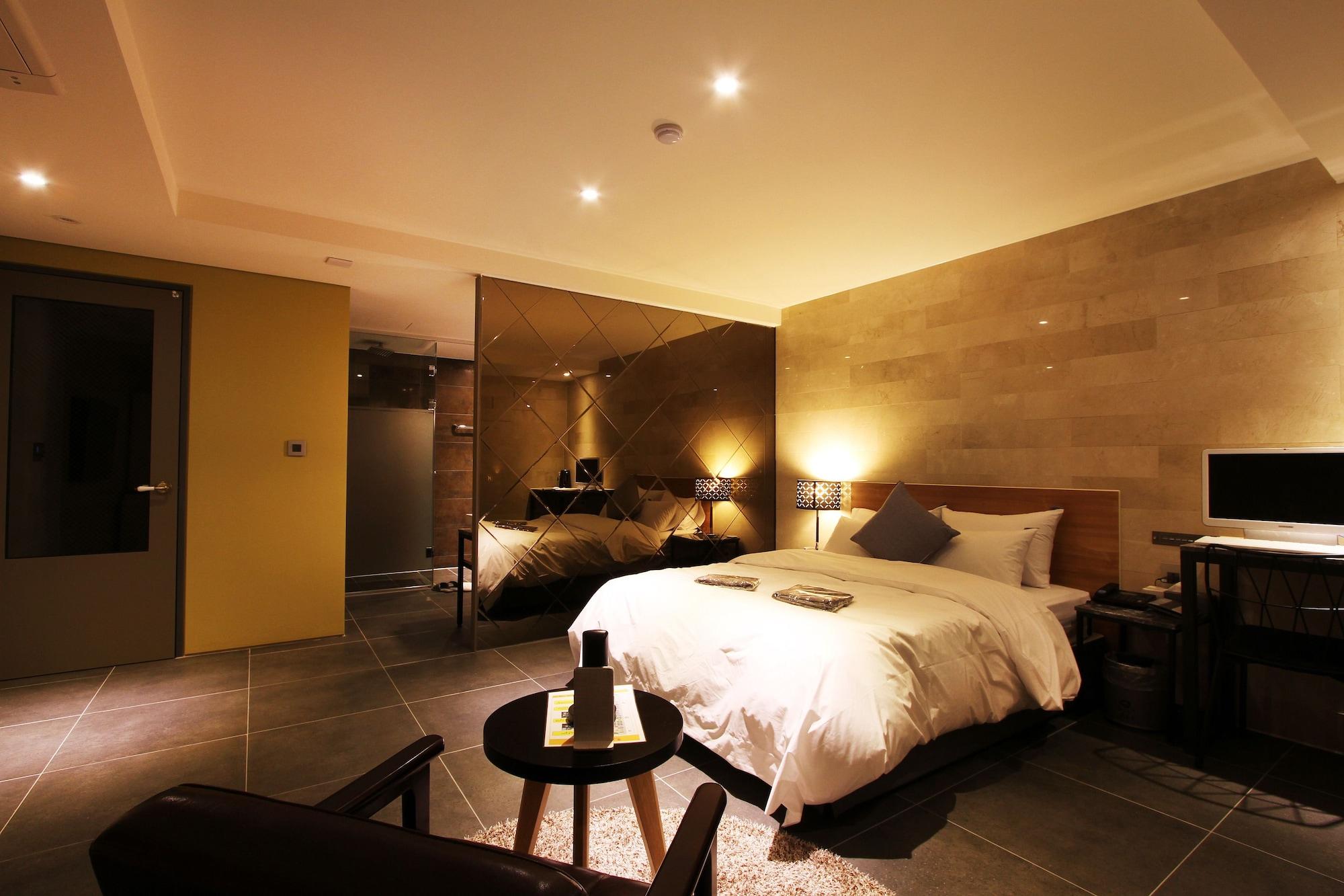 Sr Design Hotel Йонгин Экстерьер фото