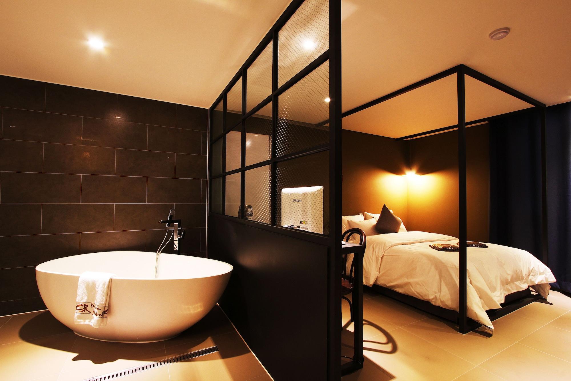 Sr Design Hotel Йонгин Экстерьер фото