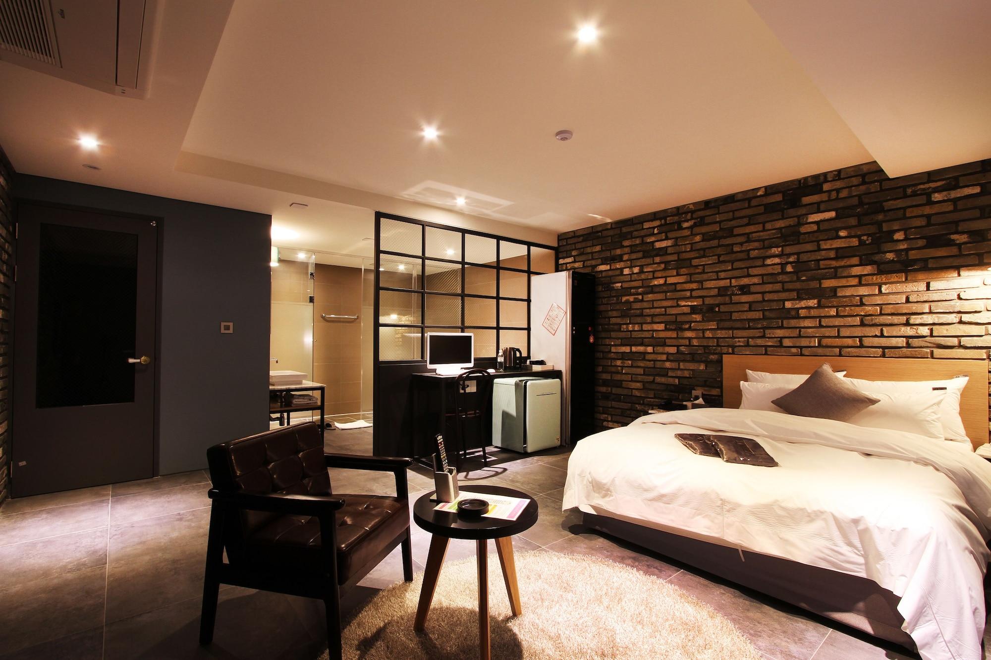 Sr Design Hotel Йонгин Экстерьер фото