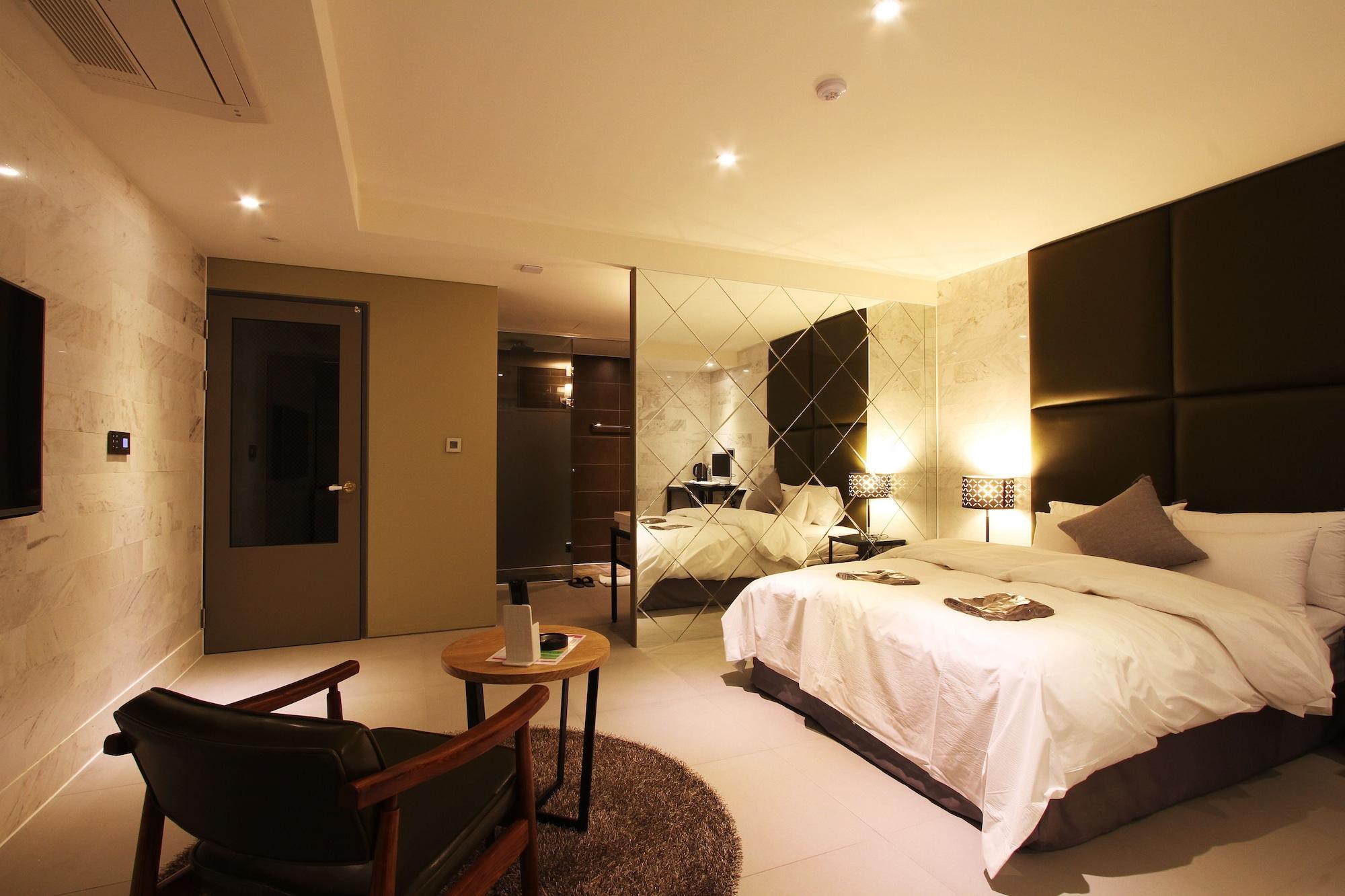 Sr Design Hotel Йонгин Экстерьер фото