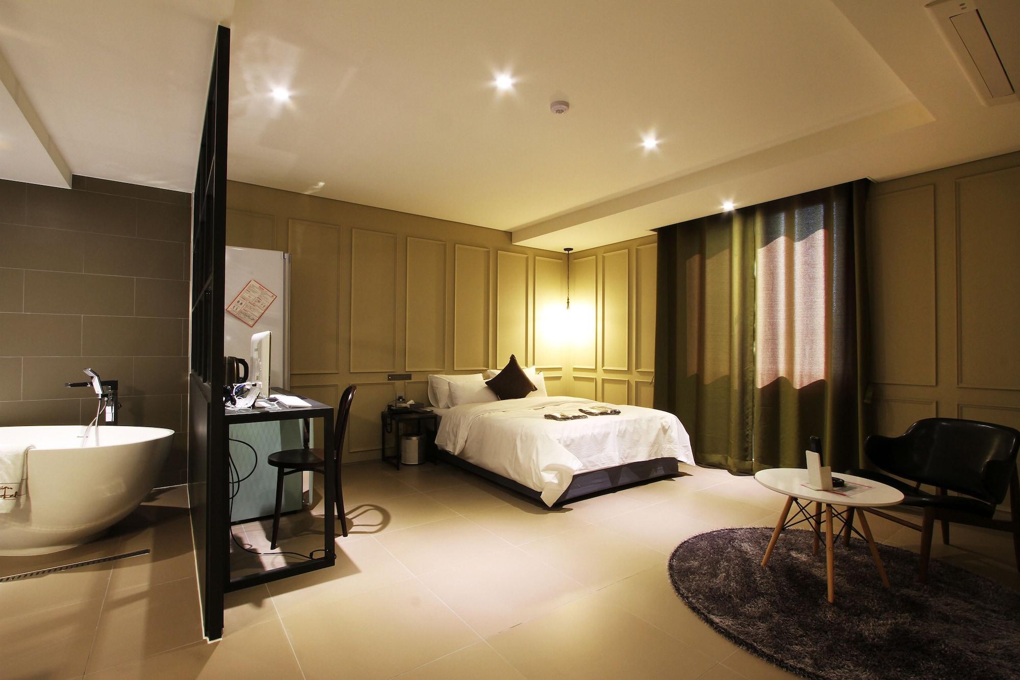 Sr Design Hotel Йонгин Экстерьер фото