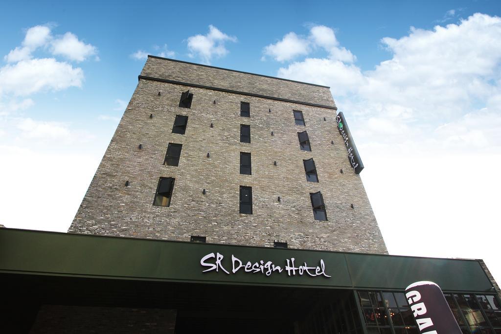 Sr Design Hotel Йонгин Экстерьер фото