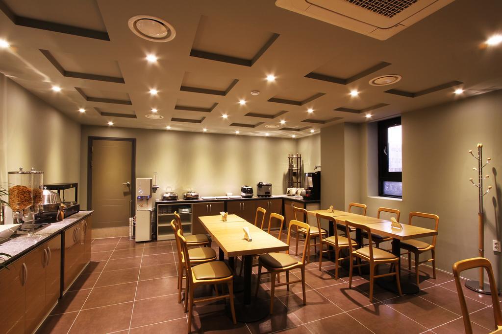 Sr Design Hotel Йонгин Экстерьер фото