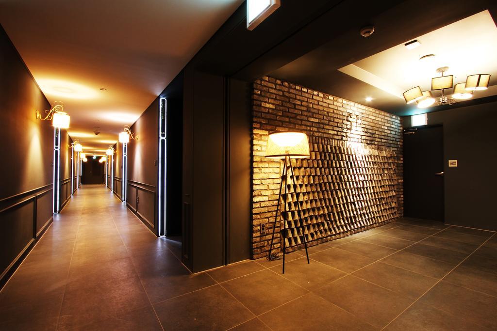 Sr Design Hotel Йонгин Экстерьер фото